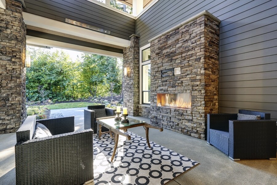 9 Outdoor Fireplace and Fire Pit Designs