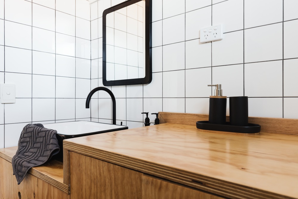 6 Design Tricks for Small Kitchens and Bathrooms
