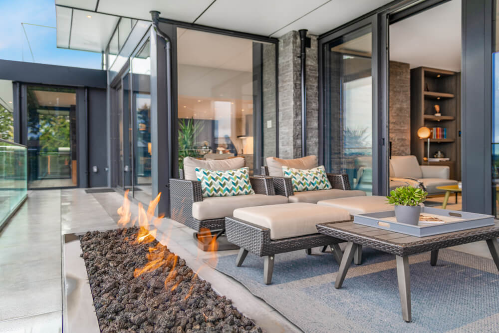 alfresco renovations with a firepit